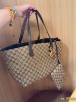 ⁦תיק GUCCI Tote⁩ – תמונה ⁦4⁩