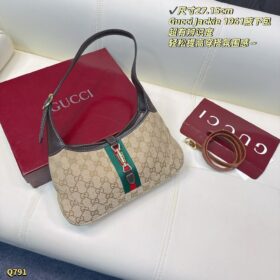 תיק GUCCI Jackie