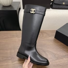 מגפיים גבוהים CHANEL Knight Boots – שחור