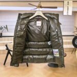 ⁦מעיל פוך Moncler Maya לגברים⁩ – תמונה ⁦3⁩