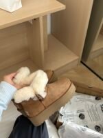 ⁦מגפי UGG Platform Short ⁩ – תמונה ⁦3⁩