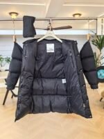 ⁦מעיל פוך MONCLER יוניסקס⁩ – תמונה ⁦5⁩