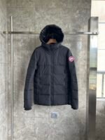 מעיל פוך Canada Goose HyBridge לגברים