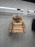 ⁦מעיל פוך Moncler לנשים⁩ – תמונה ⁦3⁩