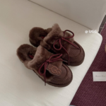 ⁦מגפי UGG Titzkoot Half Bootie⁩ – תמונה ⁦3⁩