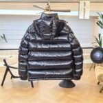 ⁦מעיל פוך Moncler Maya לגברים⁩ – תמונה ⁦4⁩