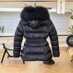 ⁦מעיל פוך Moncler Boed לנשים⁩ – תמונה ⁦4⁩