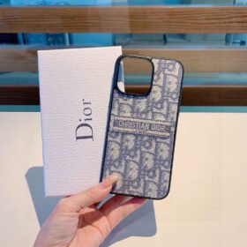 מגן לאייפון DIOR