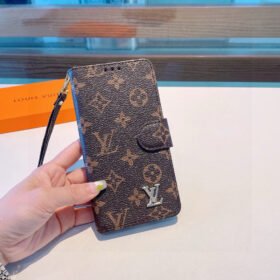 מגן לאייפון LOUIS VUITTON
