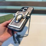 ⁦מגן לאייפון GUCCI⁩ – תמונה ⁦2⁩