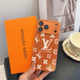 מגן לאייפון LOUIS VUITTON