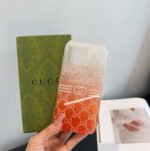 ⁦מגן לאייפון GUCCI⁩ – תמונה ⁦3⁩