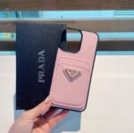 ⁦מגן לאייפון PRADA⁩ – תמונה ⁦2⁩