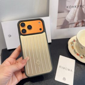 מגן לאייפון RIMOWA