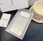 ⁦מגן לאייפון RIMOWA⁩ – תמונה ⁦2⁩