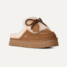 מגפי UGG Titzkoot Half Bootie