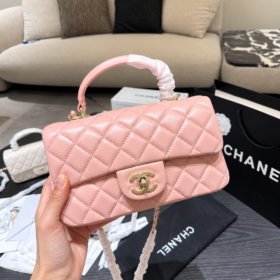 תיק CHANEL Mini Flap Handle